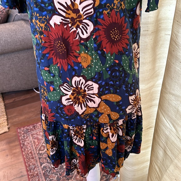 Cantao viver bem floral dress cactus ruffle sleeves and bottom size medium - Picture 4 of 5